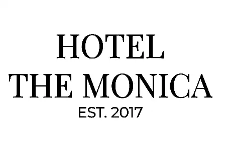 Maren Dessel mit der Ledertasche Vega bei The Monica in Dänemark