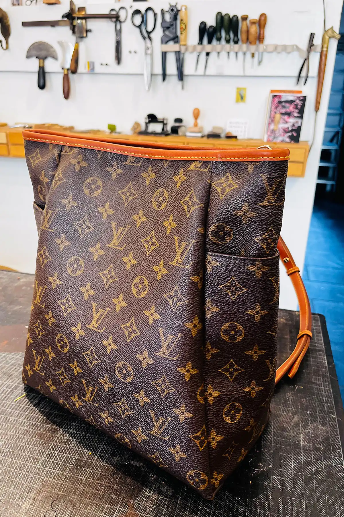 Louis Vuitton Tasche nach der Restaurierung durch Maren Dessel